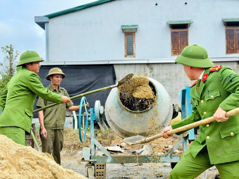 Kỳ cuối: Gần dân để phục vụ tốt nhất - Mệnh lệnh từ con tim -0