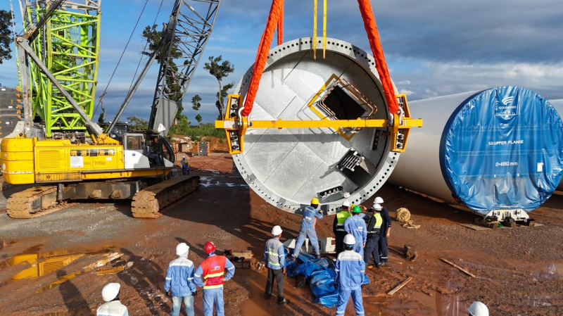 Dấu ấn của bầu Hiển tại Lào: Kỳ tích 16 tháng đưa điện gió về Việt Nam -0