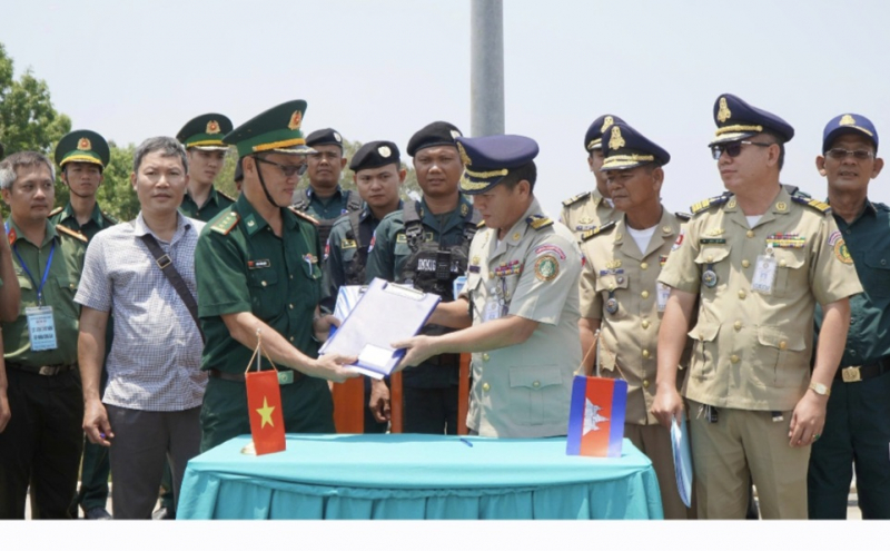 Đồng Tháp: Tiếp nhận 226 công dân từ Vương quốc Campuchia trở về nước -0