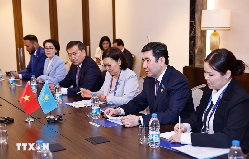 Việt Nam-Kazakhstan tăng cường hợp tác nghị viện và song phương -0