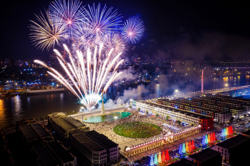 Cư dân tiên phong nói về “cuộc đời đáng sống” tại Vinhomes Royal Island -0