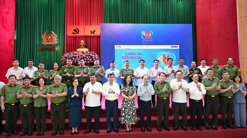 Đảng ủy Công an Trung ương phối hợp tổ chức Hội nghị Báo cáo viên Trung ương tháng 4/2026 -0