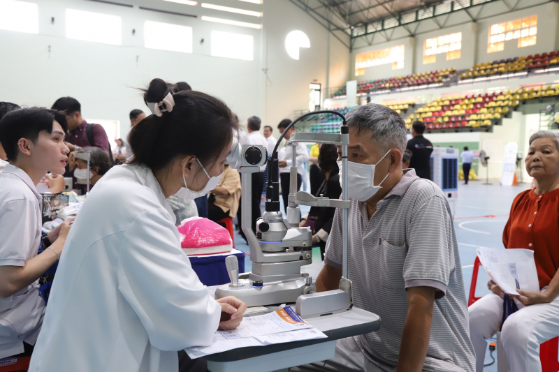 TP Hồ Chí Minh đồng loạt khám sức khỏe, tầm soát bệnh miễn phí cho người dân -4