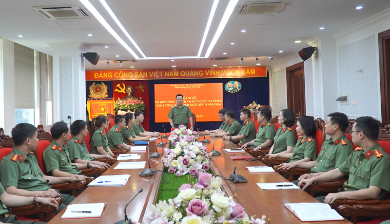 “Cánh tay nối dài” trong công tác tham mưu - thầm lặng nhưng quyết định -0