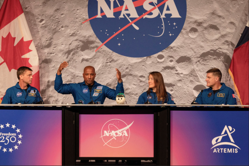 Phi hành đoàn Artemis II đổ bộ Trái Đất ở vận tốc không tưởng -0