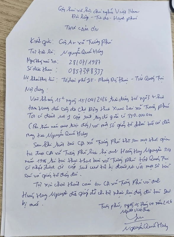 Đang chạy bộ nhặt được chiếc cặp có 350 triệu đồng, người đàn ông tìm cách trả lại -0