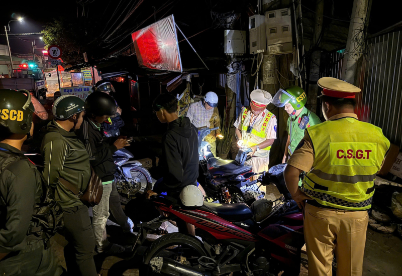 Ngăn chặn tội phạm ma túy vùng sông nước miền Tây -0