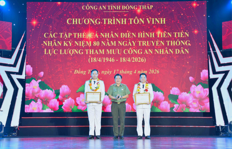 “Giai điệu bình yên” tôn vinh Công an vùng đất sen hồng Đồng Tháp -0