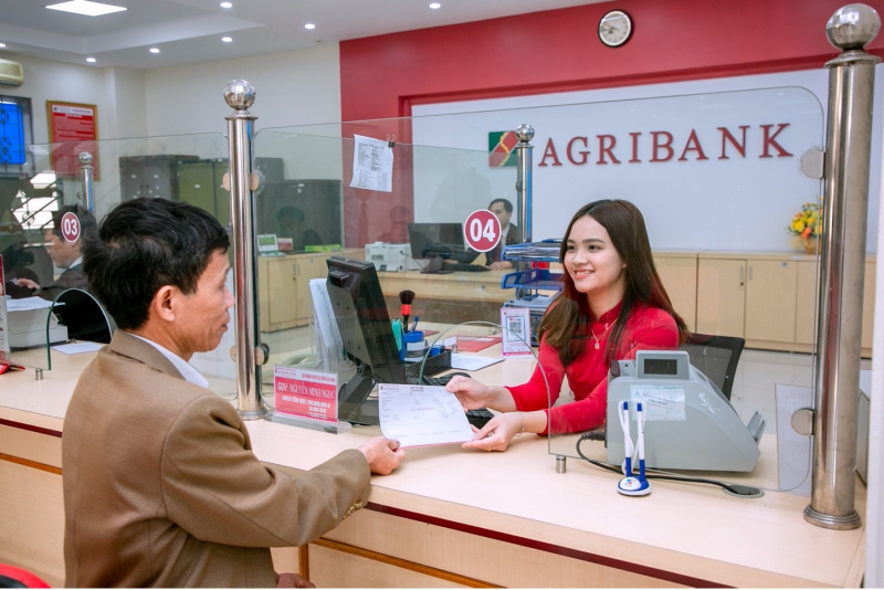 Agribank - Dòng vốn bền bỉ, điểm tựa vững chắc cho người dân và doanh nghiệp -0
