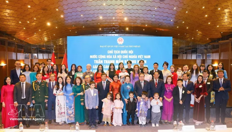 NA Chairman asks Vietnamese in Türkiye to build increasingly strong community -0