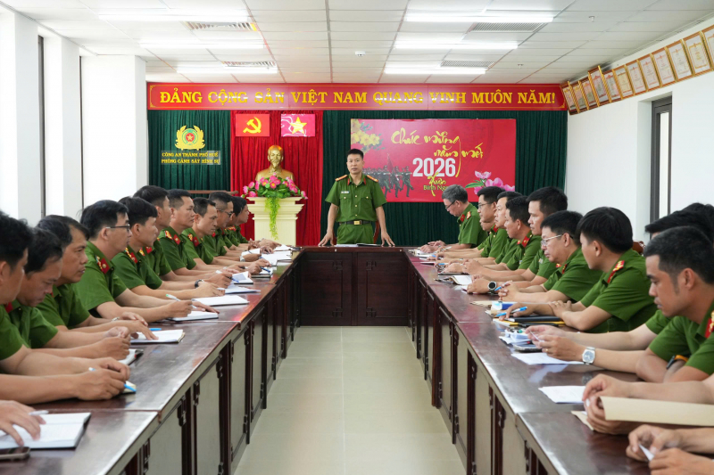 “Lá chắn” thầm lặng bảo vệ bình yên cho Cố đô Huế -0
