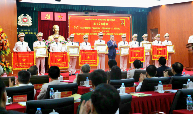 Phòng Cảnh sát hình sự Công an Nghệ An:  Xứng danh đơn vị Anh hùng trên quê hương Bác Hồ -0