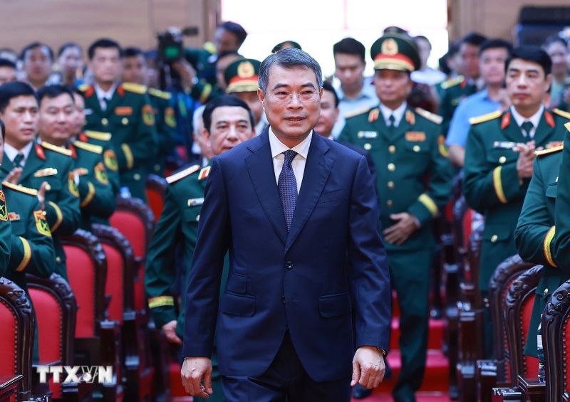 Thủ tướng: Quân khu 4 viết tiếp trang sử hào hùng, bảo vệ vững chắc đất nước -0