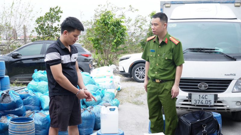 Không khoan nhượng với “thực phẩm bẩn” -0