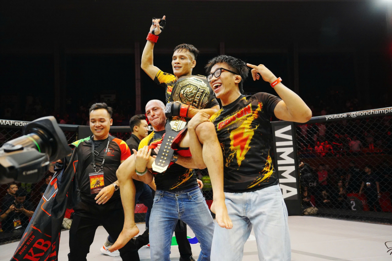 Lê Văn Tuần giữ vững ngôi vương sau chiến thắng thuyết phục tại LION Championship 30 -0