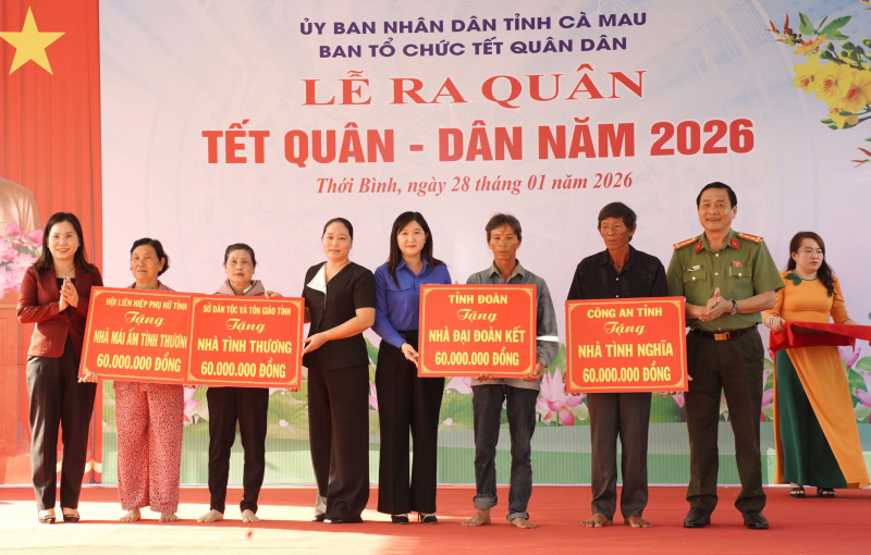 Công an Cà au gắn kết ý Đảng, lòng dân qua công tác dân vận khéo -0