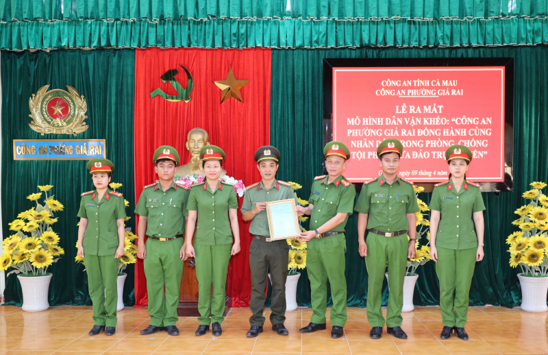 Công an Cà au gắn kết ý Đảng, lòng dân qua công tác dân vận khéo -0