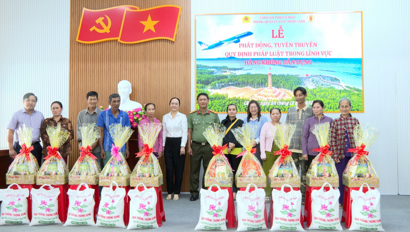 Công an Cà au gắn kết ý Đảng, lòng dân qua công tác dân vận khéo -0