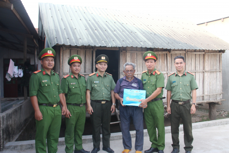 Gần dân nhất để bảo đảm bình yên vùng quê Xuân Lãnh -0