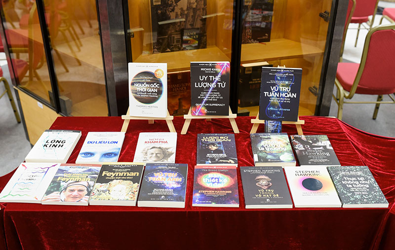 Đọc sách khoa học giữa thời bùng nổ thông tin -0