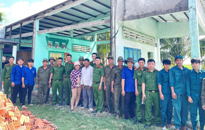 Hội Cựu Công an Cà Mau phối hợp giữ vững ANTT ở cơ sở -0