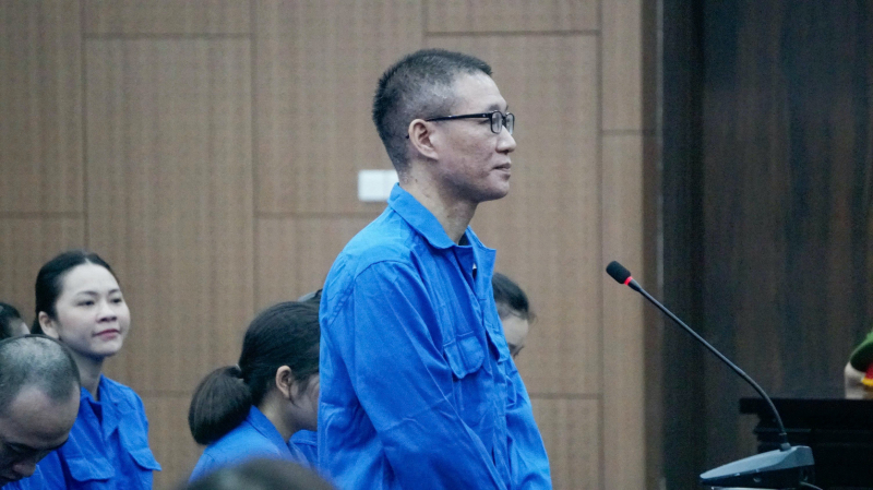 Cựu Phó Chủ tịch phường ở Hà Nội tổ chức sử dụng trái phép ma túy lĩnh 7 năm tù  -0