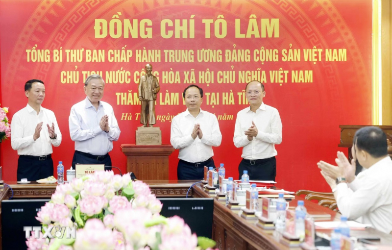 Tổng Bí thư, Chủ tịch nước: Hà Tĩnh khơi dậy khát vọng phát triển, quyết tâm đạt mục tiêu tăng trưởng nhanh, bền vững -0