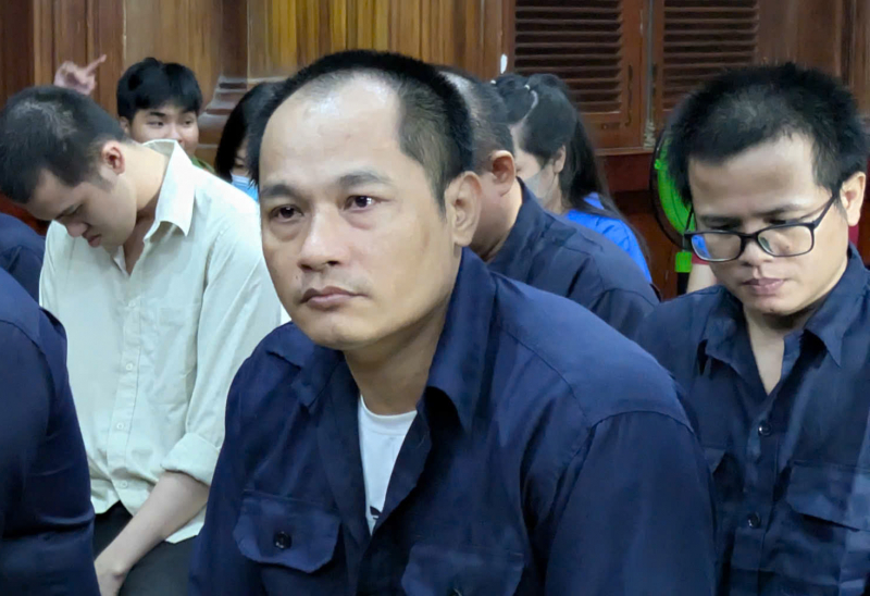 Xét xử nhóm bị cáo “phù phép” xe gian thành xe mới -0