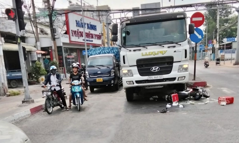 Gặp họa vì những thói quen khó bỏ khi tham gia giao thông -0