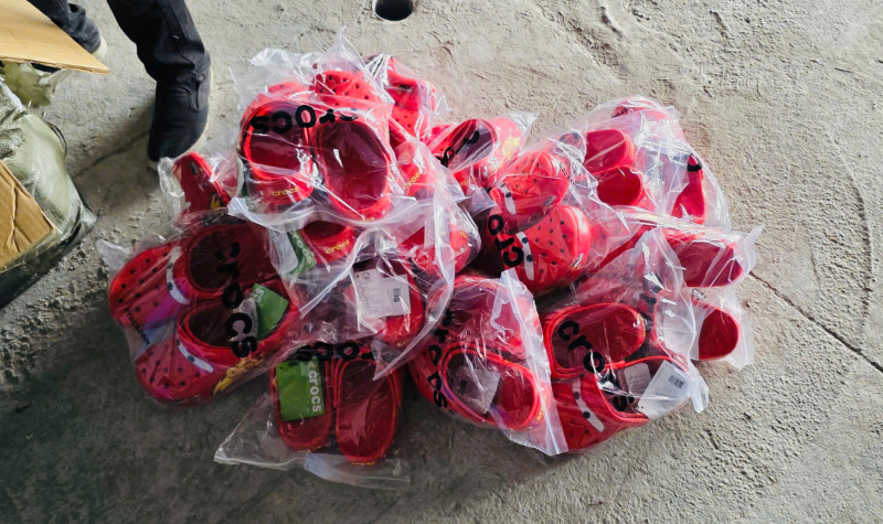 Hải quan siết chặt kiểm soát, phát hiện hơn 17.000 sản phẩm vi phạm về xuất xứ và ghi nhãn hàng hóa  -0