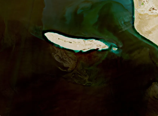 Dầu loang trên vịnh Ba Tư nhìn rõ từ không gian, cảnh báo hệ lụy khó lường -0