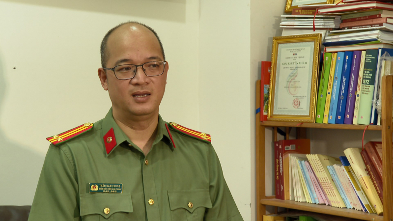 Phim “Tận hiến” – Vén màn bí mật của Tình báo CAND -0