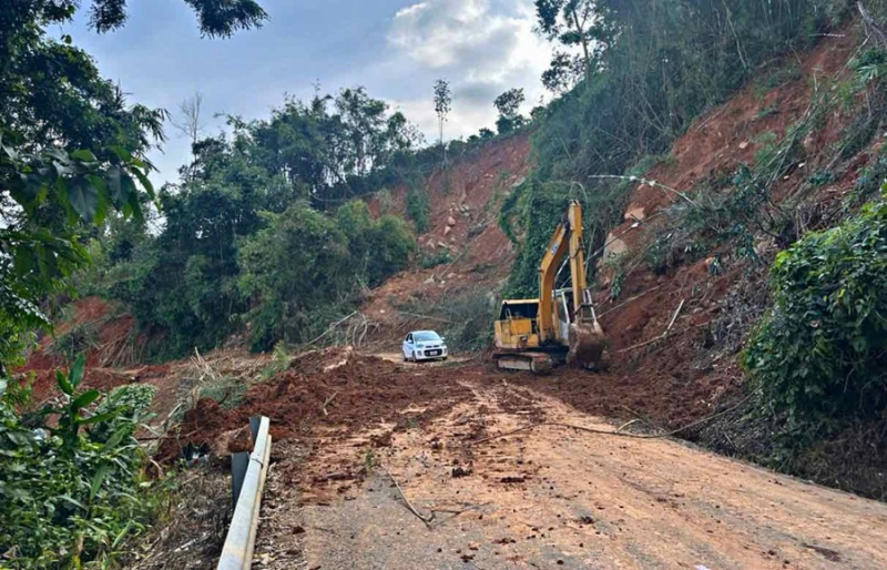 Dự án khắc phục thiên tai ì ạch thi công khi mùa mưa cận kề -0