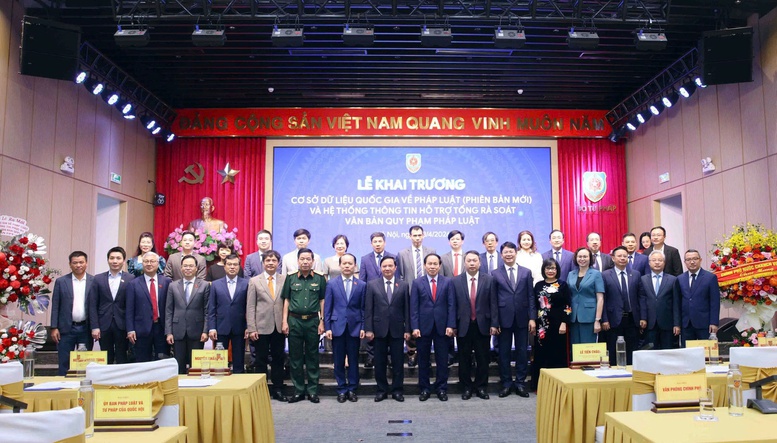 Khai trương Cơ sở dữ liệu quốc gia về pháp luật (phiên bản mới) -0