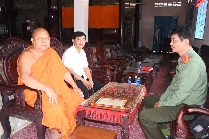 Người có uy tín đồng bào dân tộc Khmer bảo vệ nền tảng tư tưởng của Đảng -0