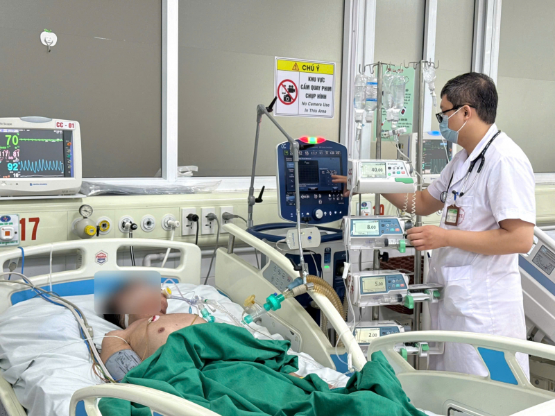 Cảnh báo nhiều người mắc cúm B nguy kịch -0