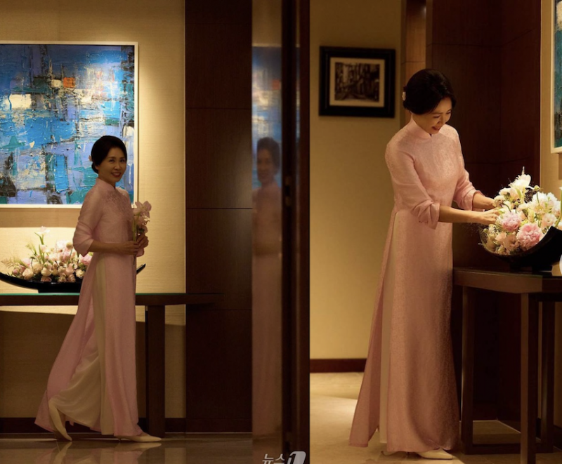 Tổng thống Hàn Quốc đội nón lá, kể chuyện dạo phố, trân trọng nụ cười Việt Nam -0