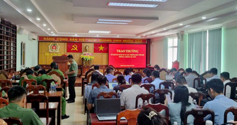 Vụ án CSGT quay đầu xe sau tai nạn và bài học  “đọc chậm” hôm nay  -0
