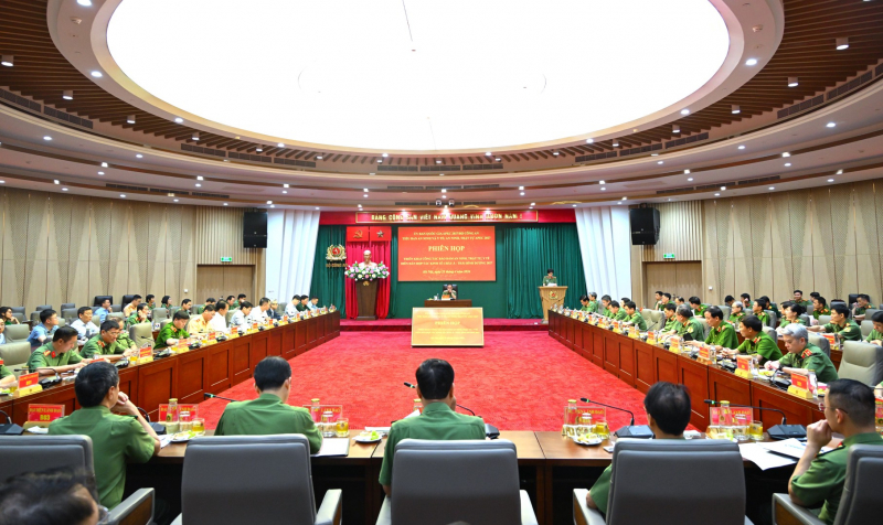 Phiên họp triển khai công tác bảo đảm ANTT và y tế -0