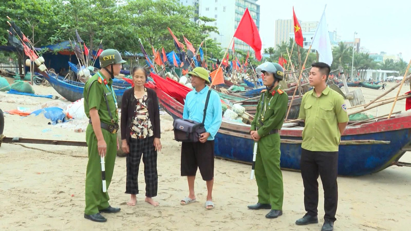 Giữ bình yên mùa du lịch biển -0