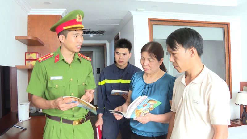 Giữ bình yên mùa du lịch biển -0