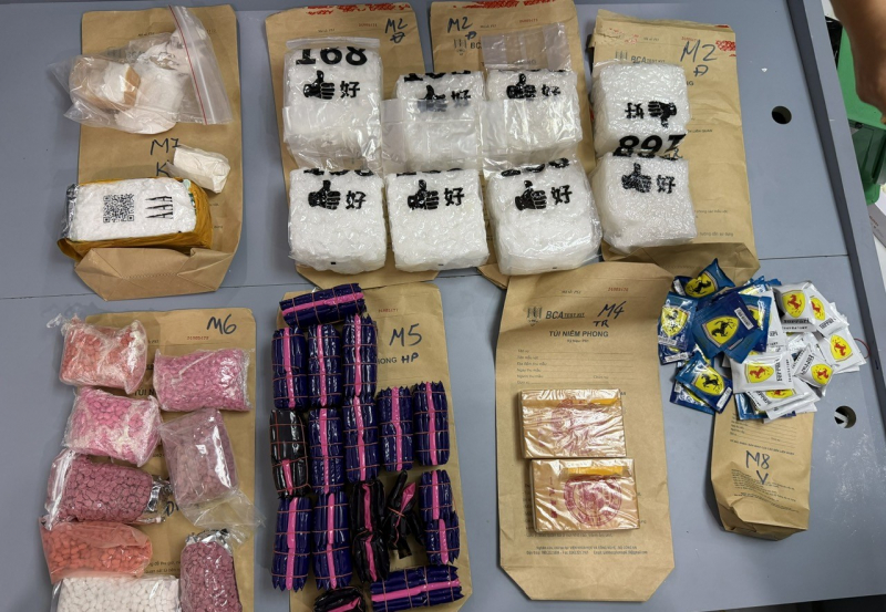 Trao thưởng đột xuất cho các đơn vị triệt phá đường dây buôn bán, vận chuyển hơn 19kg ma tuý -0