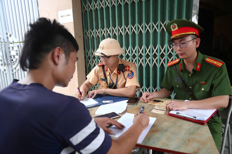 Xử lý xe quá tải, cần quản chặt từ gốc -0