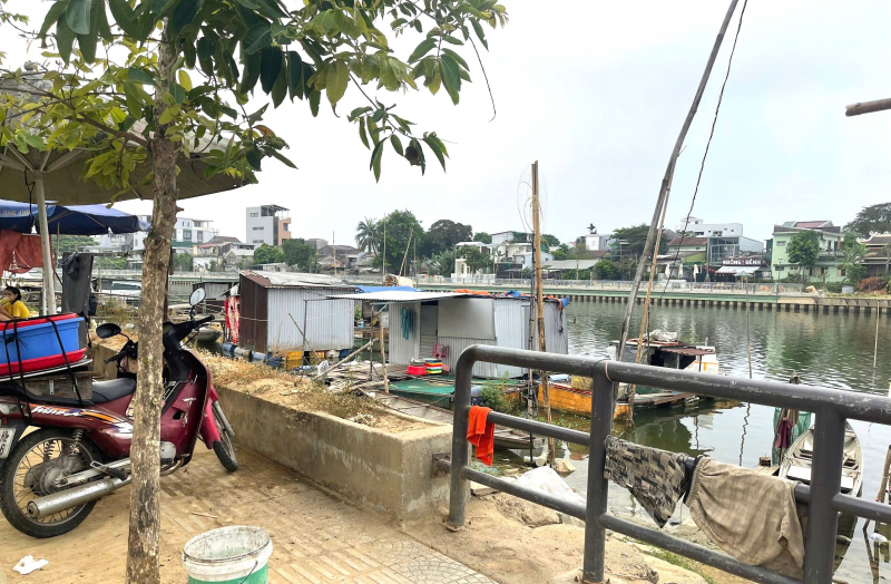 Chấn chỉnh tình trạng chiếm dụng mặt sông Như Ý nuôi cá lồng gây ô nhiễm môi trường  -0