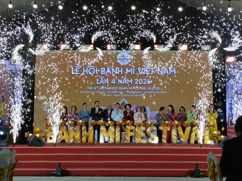 TP Hồ Chí Minh rộn ràng mùa lễ 30/4, bứt phá thu hút du khách bằng chuỗi hoạt động đặc sắc -0