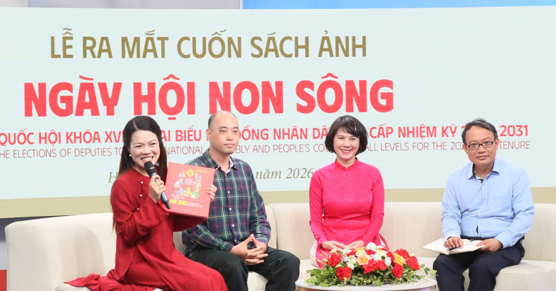 Ra mắt sách ảnh về những dấu ấn nổi bật của bầu cử đại biểu Quốc hội khóa XVI -0