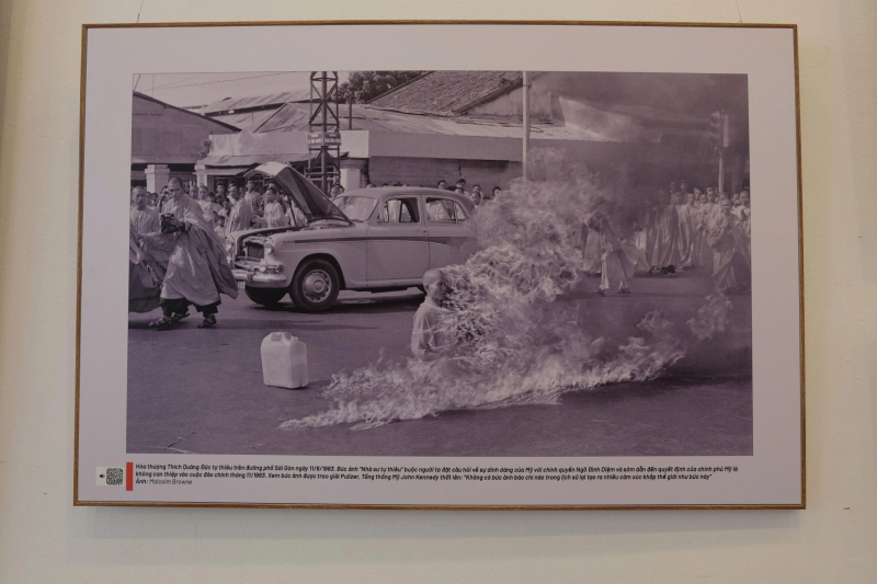 Trưng bày nhiều tác phẩm từng gây chấn động thế giới nhân dịp lễ 30/4 -0