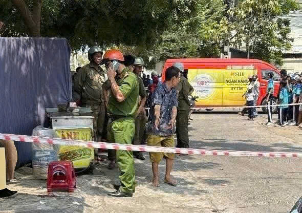 Điều tra vụ án mạng cạnh trường học khiến 1 học sinh lớp 9 tử vong -0