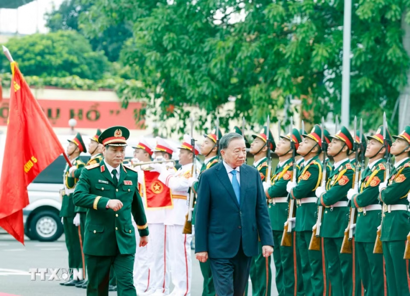 Quân khu 5 phải phát huy vai trò nòng cốt trong xây dựng nền quốc phòng toàn dân -0