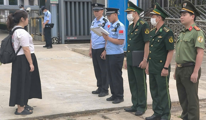 Trục xuất 3 người nước ngoài nhập cảnh trái phép vào Quảng Trị -0